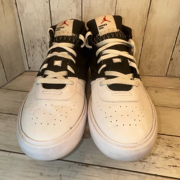 Nike Air Jordan Series Mid Black White University Red DA8026-061 Men's Size 12 - Picture 2 of 8